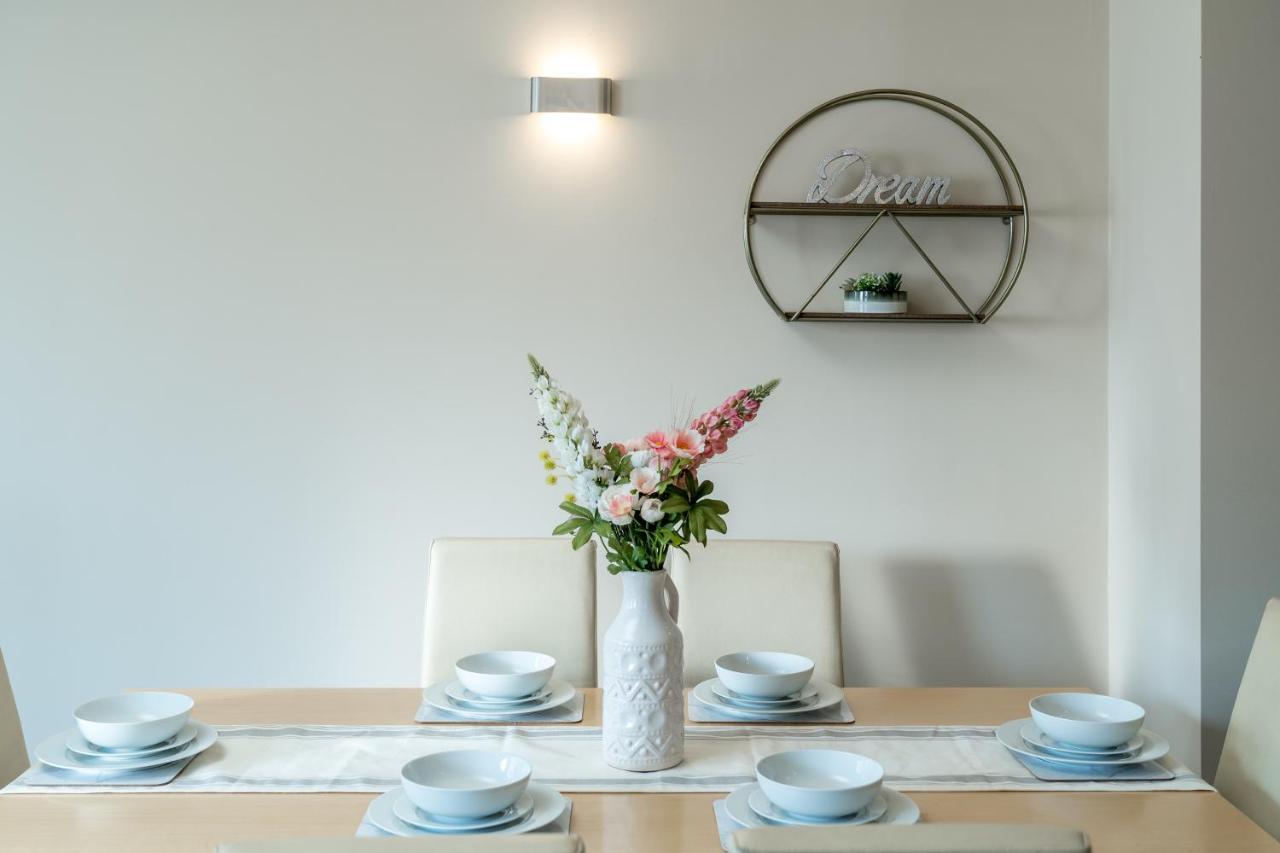 Spacious 2 Bedroom Apartment - Sleeps 6 Brighton Екстер'єр фото
