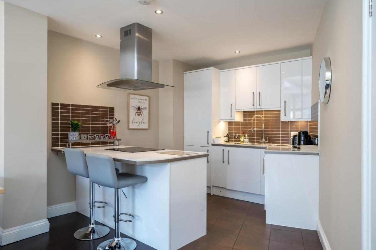 Spacious 2 Bedroom Apartment - Sleeps 6 Brighton Екстер'єр фото